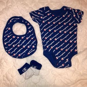0-6M Champion Onesie Set